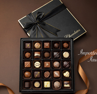 Boîte carrée en papier d'art de luxe personnalisée, lot de 18, pour bonbons, avec feuille d'aluminium, impression 4 couleurs, emballage Eid Ramadan, finition brillante ou mate, lamination UV, portable