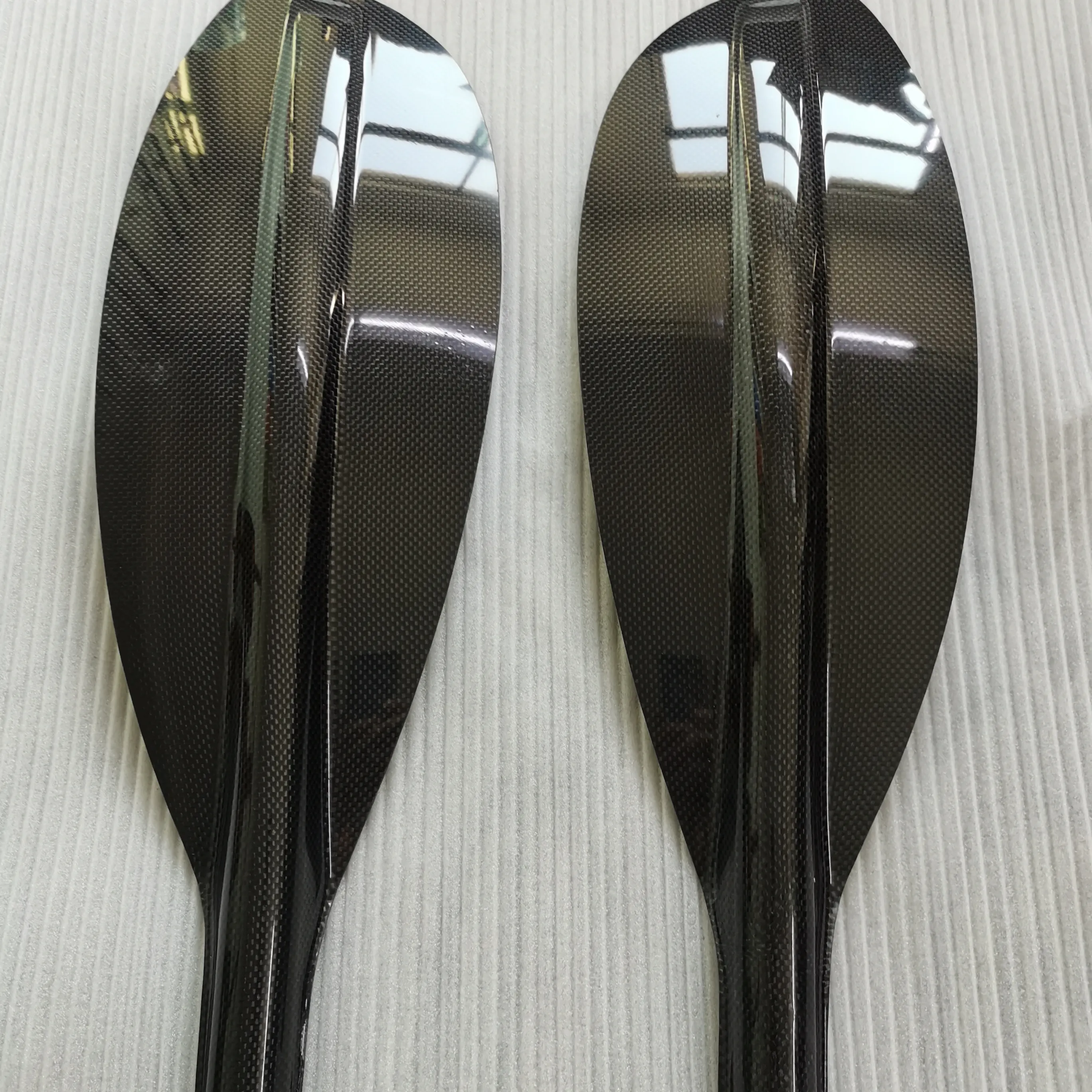 Factory direct sales wholesale in large quantities carbon fiber kayak paddle Professional oars