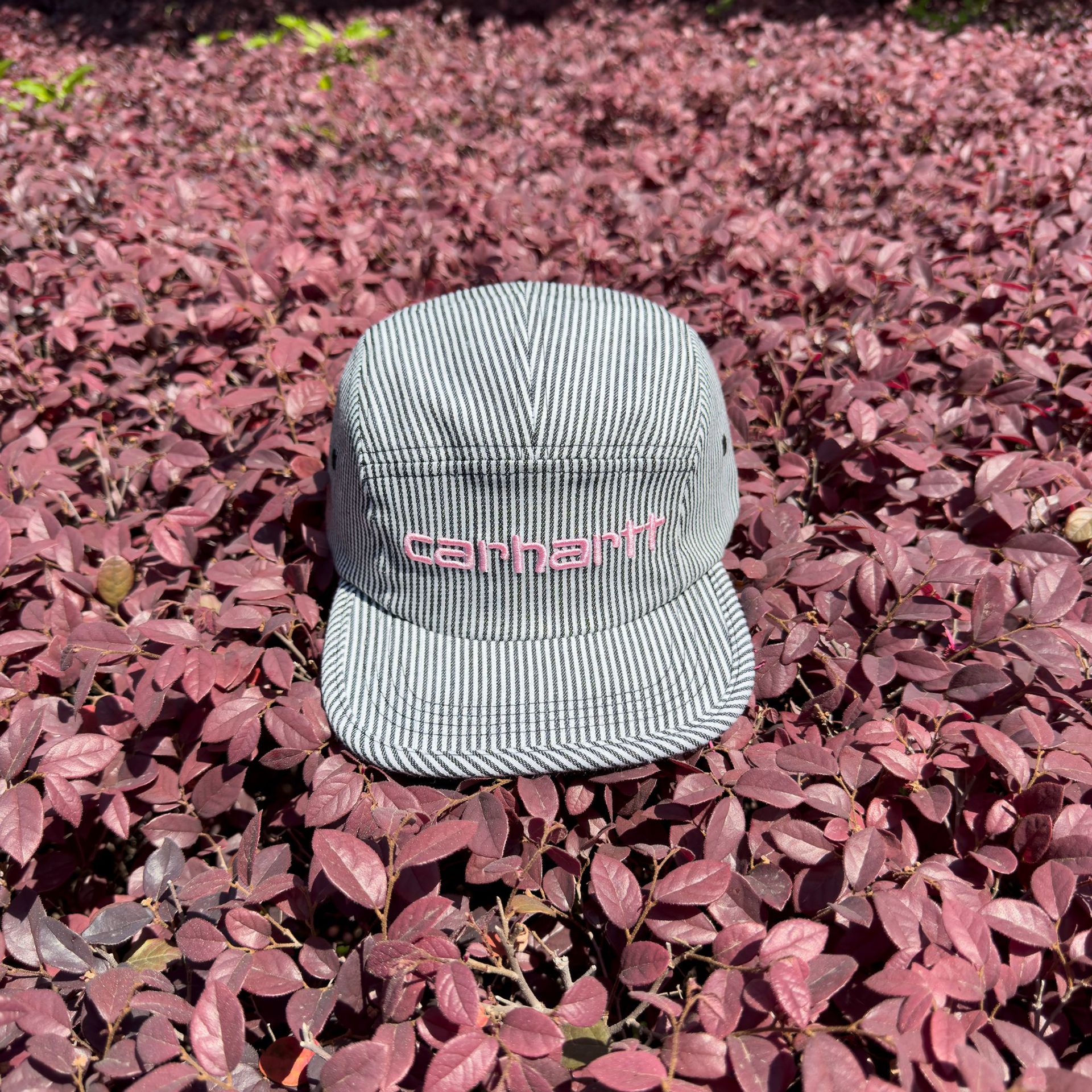 Carhartt-bordado rosa negro