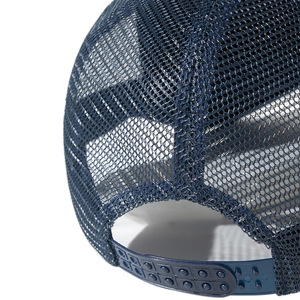 Casquette Trucker en Maille Respirante Bleue avec Impression Personnalisée de Votre Logo, Motif Artistique en Relief, Logo Brodé 3D, Casquette Trucker en Mousse Crème - Product Image 3