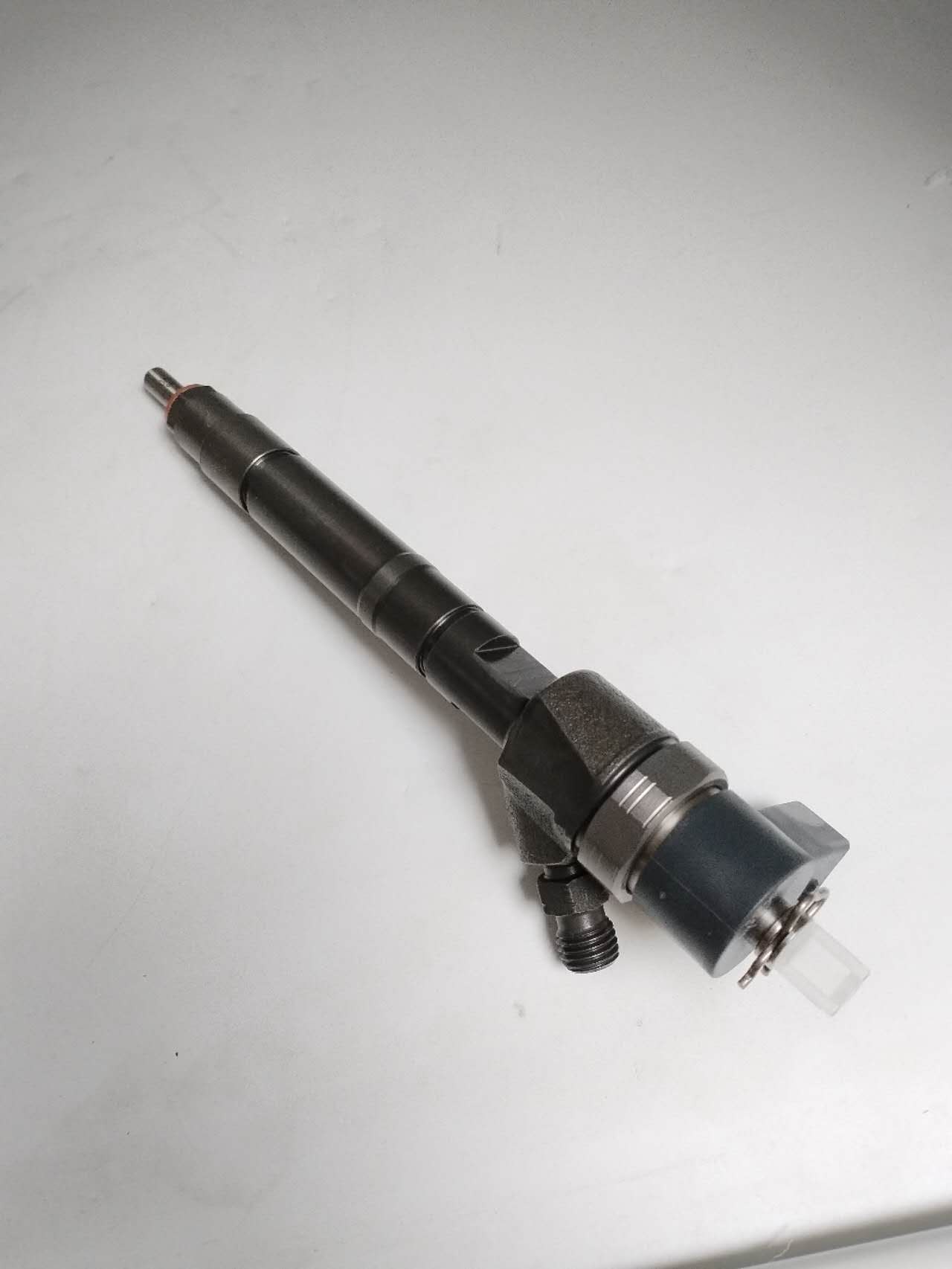 common rail injector 0445110822 for Weichai Power WP3Q130E40 bus high quality fuel injector nozzle 04451110822 0445110585
