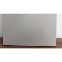 Panneau MDF mélaminé blanc brillant 4x8 pieds 15 mm, résistant à l'eau et aux rayures, pour usage hôtelier, design contemporain, mobilier