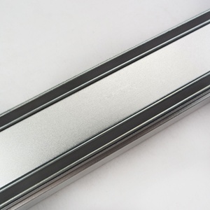 Portacoltelli <span class=keywords><strong>Magnetico</strong></span> in Acciaio Inox da Parete per Cucina, Portautensili in Metallo e Plastica con Borsa Arrotolabile per Uso Domestico - Product Image 3