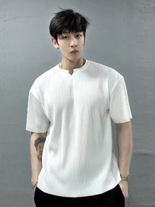 T-shirt d'été décontracté 'Ice Silk' en jersey pour homme <span class=keywords><strong>plissé</strong></span>, conçu pour le fitness, col en V, manches courtes, <span class=keywords><strong>bas</strong></span> ample, respirant et compressé - Product Image 3