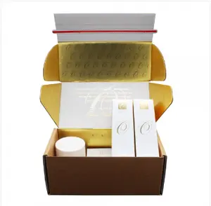 定制有竞争力的价格化妆品礼品套装包装盒，带粘合剂和撕开条，适用于小企业