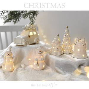 Adornos Navideños de Cerámica Yuglow, Mini Santa Claus y Campanas, Decoraciones de Escritorio en Miniatura para Navidad, Micropaisaje - Product Image 3