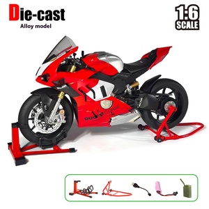 1:6 de gran tamaño <span class=keywords><strong>Ducati</strong></span> <span class=keywords><strong>V4r</strong></span> Spray modelo de motocicleta juguete de locomotora iniciable para niños hecho de plástico - Product Image 3
