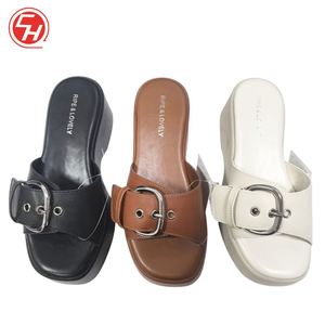 รองเท้าแตะพื้นหนาสไตล์เกาหลี รุ่นใหม่ สำหรับผู้ชายและผู้หญิง ใช้งานได้หลากหลาย กันลื่น นุ่ม สบาย รองเท้าลำลองชายหาด แฟชั่นฤดูร้อน - Product Image 3