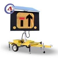 Panneaux de signalisation routière LED portables à messages variables, alimentés par énergie solaire, couleur intégrale, montés sur remorque, pour l'Australie