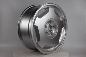 Rines Xinlin <span class=keywords><strong>Irmscher</strong></span> en Oferta para <span class=keywords><strong>Irmscher</strong></span> Holden Commodore Caprice, Fabricante Chino, 19X8J ET48, Rines para Autos de Pasajeros - Product Image 4