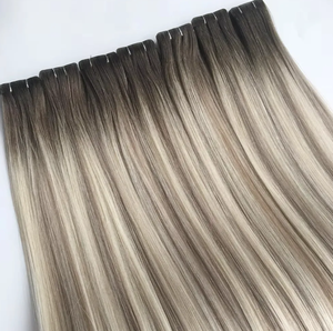 وصلات شعر روسية فاخرة غير مرئية بشريط لاصق فائق النحافة، شعر بشري طبيعي 100% بشريط لاصق من البولي يوريثان - Product Image 1