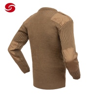 Pull en acrylique de laine kaki du service pénitentiaire