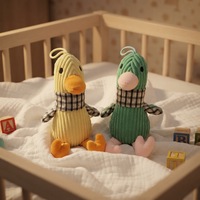Jouet suspendu moderne en peluche de coton, mignon et couineur, en forme de canard de dessin animé, pour chats et chiens