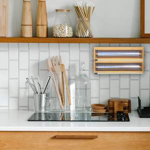 Dispensador de almacenamiento 3 en 1 para papel de aluminio y película adhesiva y papel pergamino Dispensador de envoltura de plástico de bambú con cortador deslizante - Product Image 2