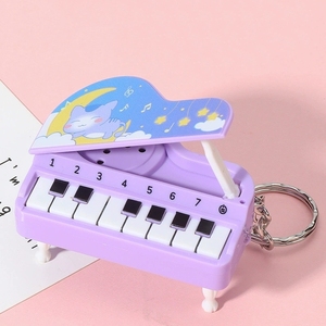 Wholesale Mini Plastic Piano Keyring Portable Play‑able <b>Electronic</b> <b>Keyboard</b> Toy For Children Gift - Product Image 5