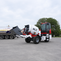 Mini bétonnière autochargeante BLT, machine portable, bétonnière sur camion 4x4 pour la construction et la route