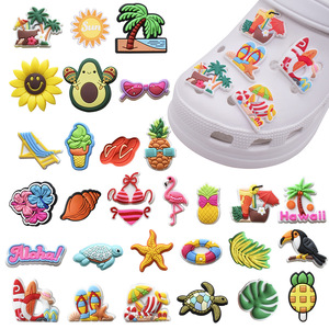 Breloques de chaussures en PVC de dessin animé en gros, breloques de chaussures Boss Baby en PVC pour bijoux, décorations de chaussures <span class=keywords><strong>Super</strong></span> <span class=keywords><strong>Mario</strong></span> - Product Image 1