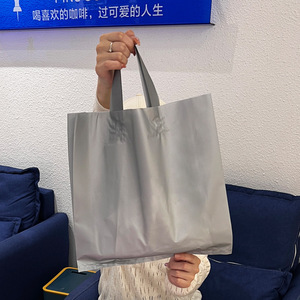 अनुकूलन योग्य बायोडिग्रेडेबल पी प्लास्टिक शॉपिंग बैग सुपरमार्केट के लिए टिकाऊ नरम लूप हैंडल पैकेजिंग कस्टम लोगो - Product Image 6