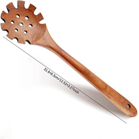 Cuisine Restaurant Gadgets Vaisselle Louche à soupe en bois Servir Cuillère de table à long manche Cuillère à fente