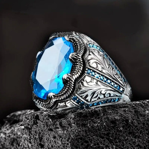 Anello da Donna con Motivo Vintage, Stile Europeo Creativo, Anello Largo, Accessorio Moda Audace - Product Image 5