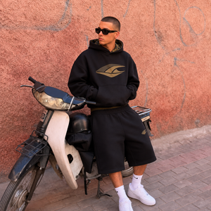 Conjunto Deportivo Personalizado de Invierno para <span class=keywords><strong>Hombre</strong></span>, <span class=keywords><strong>Chaqueta</strong></span> con Cremallera y Pantalones Cortos, Transpirable, con Capucha Negra, Logotipo Bordado - Product Image 1