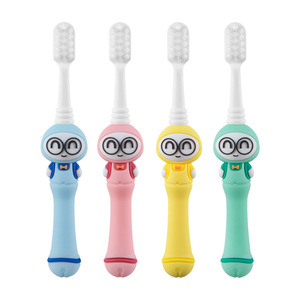 Bambino – brosse à dents pour enfants, paquet de 4, poils souples, design de dessin animé pour enfants - Product Image 5