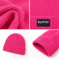 Fábrica de Gorros OEM ODM, Gorro de Punto Personalizado de Estilo Urbano Moderno con Etiqueta Privada para Uso Unisex en Invierno