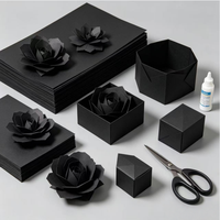Matériaux recyclés écologiques Carton noir épais rigide recyclable Sans odeur Impression à l'écran pour l'emballage Boîtes cadeaux artisanales