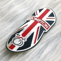 Custom Cool Autobot logo transformadores insignia logo cola de gama alta guapo calcomanías motocicleta bicicleta coche decoración pegatina