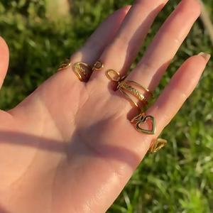 แหวนสแตนเลสสั่งทำขายส่ง ชุบ PVD สีโรสโกลด์ เครื่องประดับแฟชั่น ไม่ลอก ไม่ก่อให้เกิดอาการแพ้ สไตล์คลาสสิก - Product Image 2