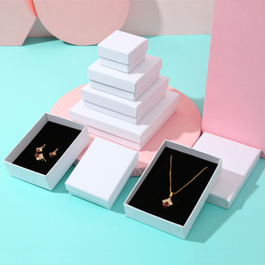 New Dirty-resistant Waterproof Earing Ring Earing Luxury Gift Box Matte White Jewelry Packaging Lid Box with Velvet Insert