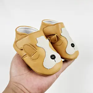 Bede Factory vendas diretas dos desenhos animados sapatos casuais para bebês meninos e meninas Real solas de borracha de couro antiderrapante primeiro bebê das crianças