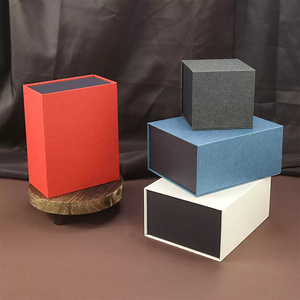 Caja de Regalo de Cartón Rígido Reciclable y Ecológica con Logotipo Personalizado, Cierre Magnético, Revestimiento de Papel de Aluminio, Acolchado de Esponja, Diseño Personalizado - Product Image 5