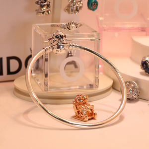 Abalorio de Plata de Ley 925 con Diseño de Cenicienta de la Familia Pan, Regalo de Navidad, Joyería para Pulsera DIY para Mujer, Joyería de Alta Gama al por Mayor de Fábrica - Product Image 4