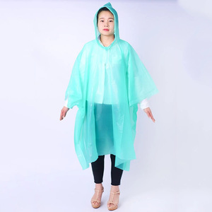 Poncho de pluie léger en PEVA promotionnel avec cordon de serrage sur le capuche pour festival - Product Image 3