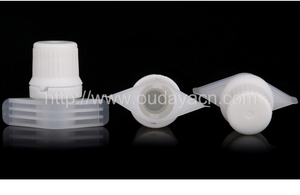 Fabricant chinois de becs verseurs en plastique avec bouchon pour bouteilles, design anti-fuite, taille et couleur personnalisables, marque Oudaya - Product Image 5