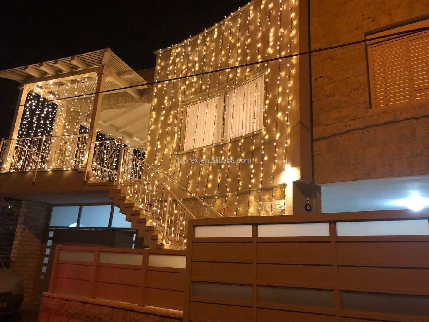 China Plastic Christmas Lights Led Outdoor Waterproof 600 LEDs 2m*3m IP65 Multi-color Dimmable CE Certified String · image 3