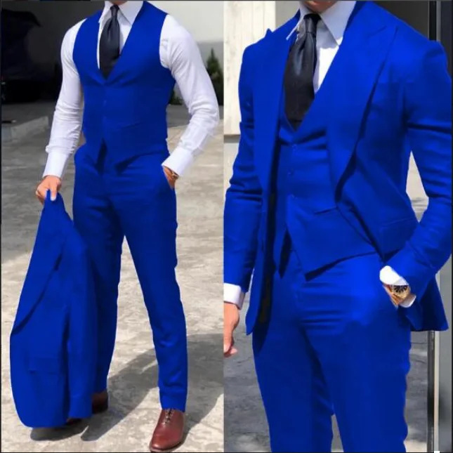 Gilet de costume bleu et pantalon habillé