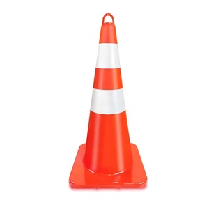 กรวยจราจรพีวีซีสีแดงสำหรับเตือนภัยฉุกเฉินบนถนน - Product Image 1