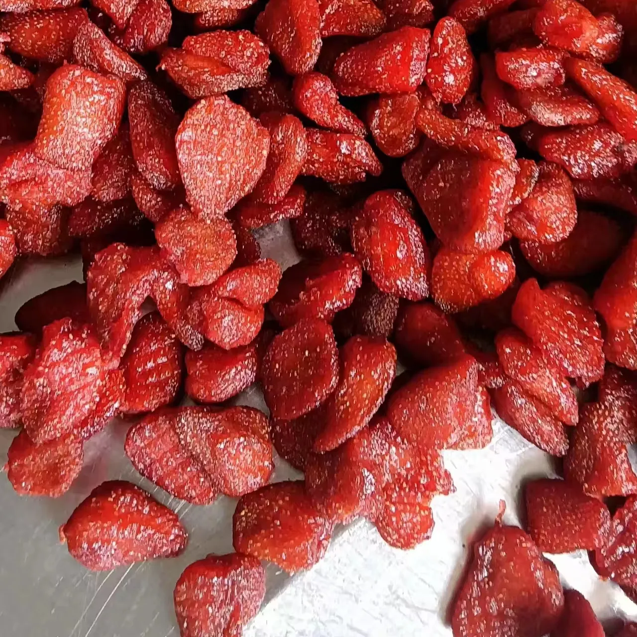 Fábrica al por mayor de alta calidad dulce frutos de fresa secos aperitivos suave seco conservado fruta de fresa para la exportación