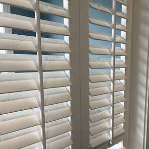 Diseño de <span class=keywords><strong>puerta</strong></span> <span class=keywords><strong>veneciana</strong></span> de madera sólida interior superior china - Product Image 2
