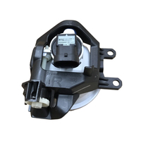 Lampu Kabut Visibilitas Tinggi untuk Mobil Pabrikasi 81210-12230 81220-12230 untuk Toyota Prius C Aqua NHP10