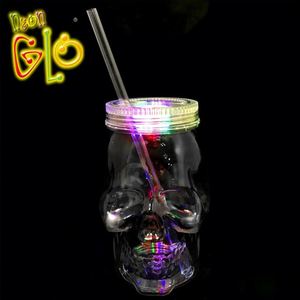 Gobelets lumineux personnalisés avec logo OEM, écologiques, pour fêtes d'Halloween, 480 ml, avec couvercle en forme de tête de fantôme, gobelets en plastique LED qui brillent dans le noir - Product Image 4