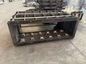 Formes en acier de qualité industrielle pour blocs de béton empilables sans joint - Product Image 2
