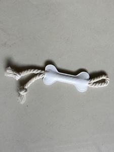 Mainan anjing bentuk tulang dari bahan felt lintas batas, mainan kunyah dan tongkat gigit untuk hewan peliharaan, produk non-woven untuk tarikan anak anjing dan pembersih gigi - Product Image 5