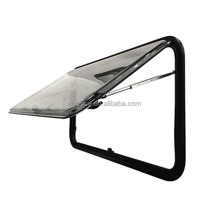 Fenêtre d'angle arrondie 700x300mm avec cadre en aluminium enduit de poudre pour pièces de carrosserie de fourgonnette de conversion - Product Image 1
