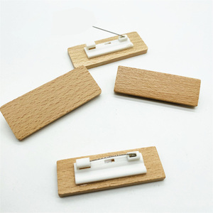 Logotipo personalizado de madera en blanco nombre etiqueta <span class=keywords><strong>pin</strong></span> ID insignias titular - Product Image 3