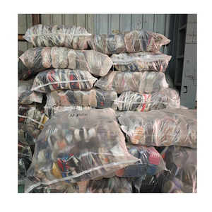 Venta de Lotes de Zapatos Usados para Niños <span class=keywords><strong>por</strong></span> <span class=keywords><strong>Kilo</strong></span>, Zapatos Infantiles de Segunda Mano Surtidos para Reventa, Compra al <span class=keywords><strong>por</strong></span> Mayor, 25 kg <span class=keywords><strong>por</strong></span> Saco - Product Image 5