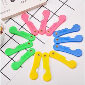 Wall Sticker Scraper Little D Size PVC Material For Wallpaper Application Household Use - Product Image 3