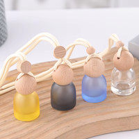 Bouteille en verre vide en gros pour diffuseur de parfum de voiture suspendu 5ml 10ml avec bouchon à vis pour désodorisant automobile